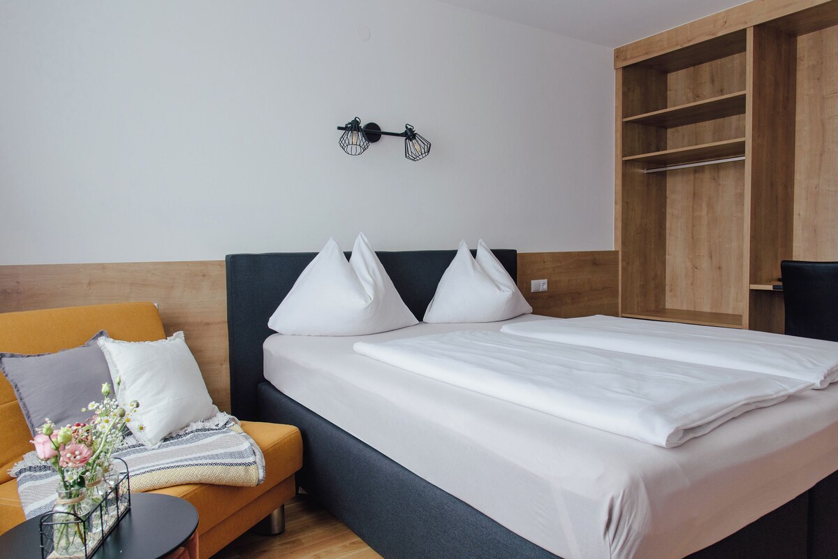 Quadruple Room | Hypo-allergenic bedding, desk, laptop workspace, blackout curtains