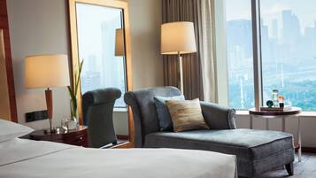 Premium bedding, down duvets, minibar, in-room safe