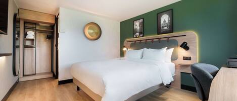 Superior kamer, 1 kingsize bed | Luxe beddengoed, een bureau, een laptopwerkplek
