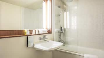 Salle de bain accessible aux personnes à mobilité réduite