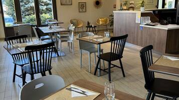 Mittagessen und Abendessen, französische KĂŒche