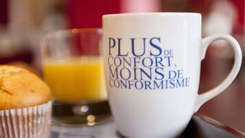 Dagelijks ontbijtbuffet (EUR 12.9 per persoon)