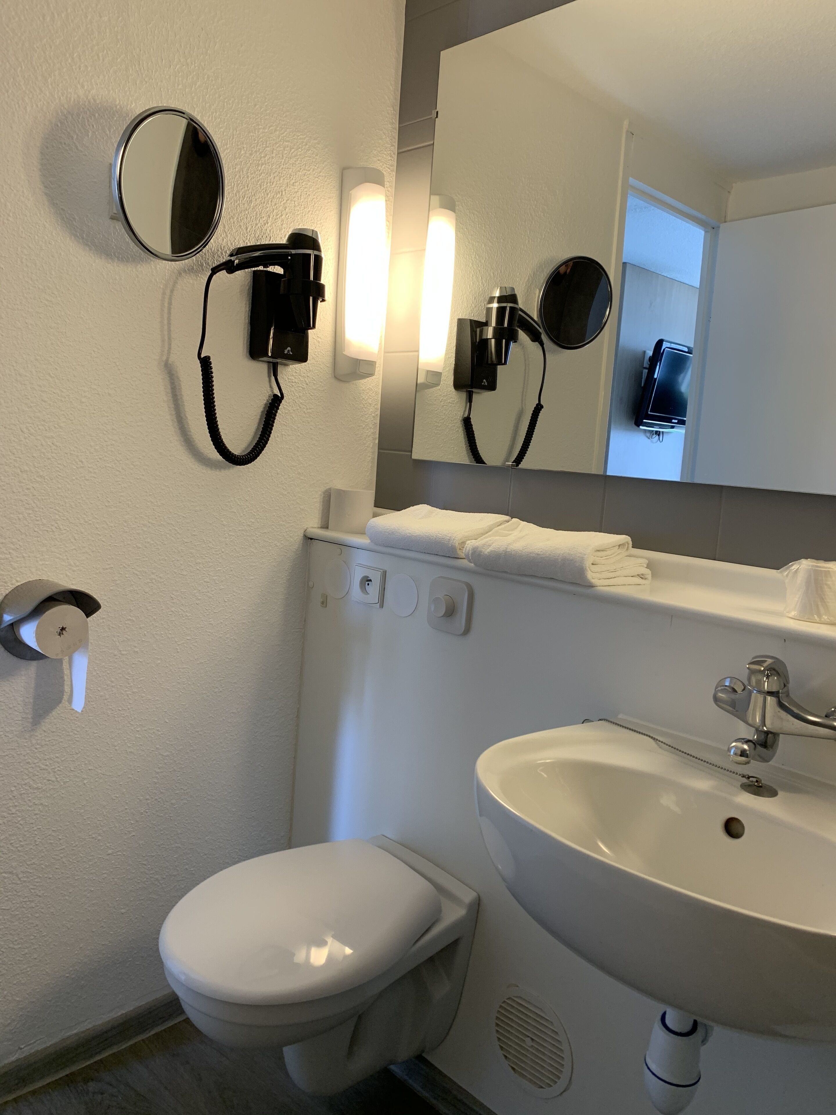 Foto - Kyriad Châteauroux - Saint-Maur