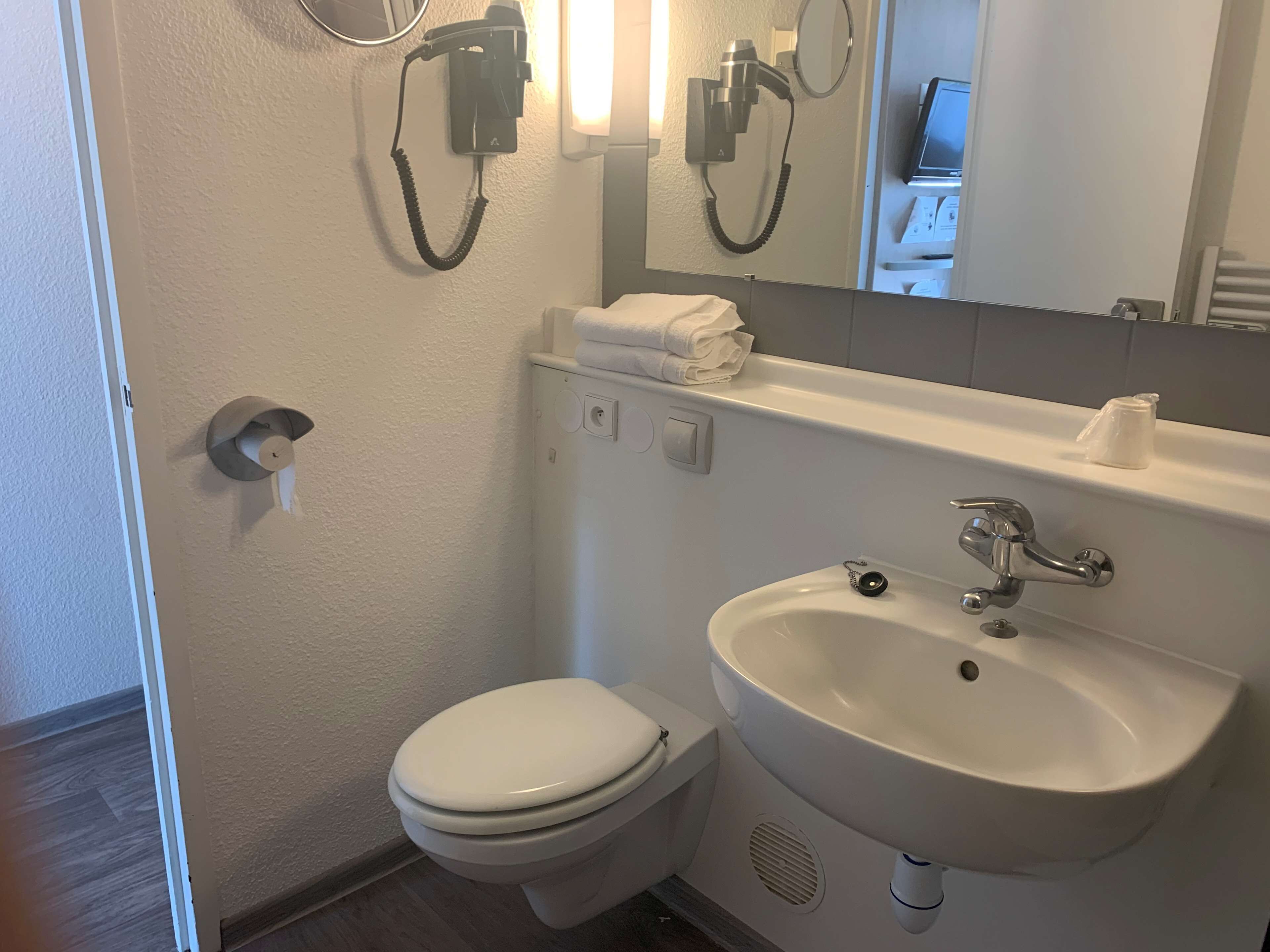 Foto - Kyriad Châteauroux - Saint-Maur