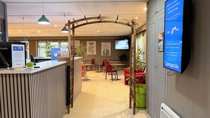 Reception - Campanile Marmande (Marmande)