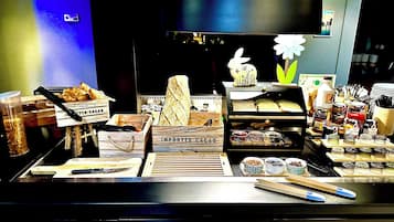 Desayuno buffet diario (EUR 14.9 por persona)