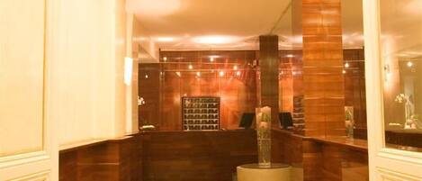 Shower, hair dryer, slippers