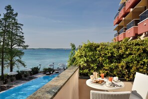 Superior Double Room, Balcony, Partial Lake View | Terrace/patio - Hotel Continental Wellness & Spa (Sirmione)