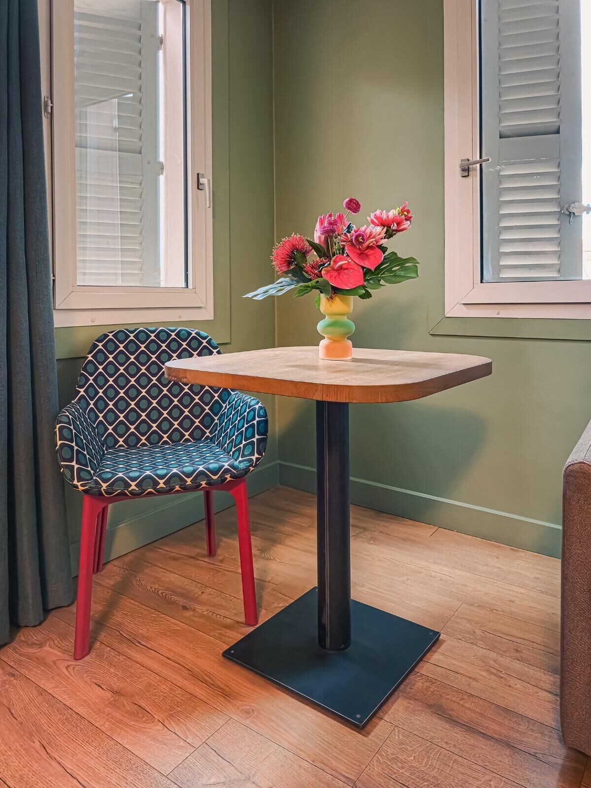 suite | premium bedding, minibar, desk, blackout curtains