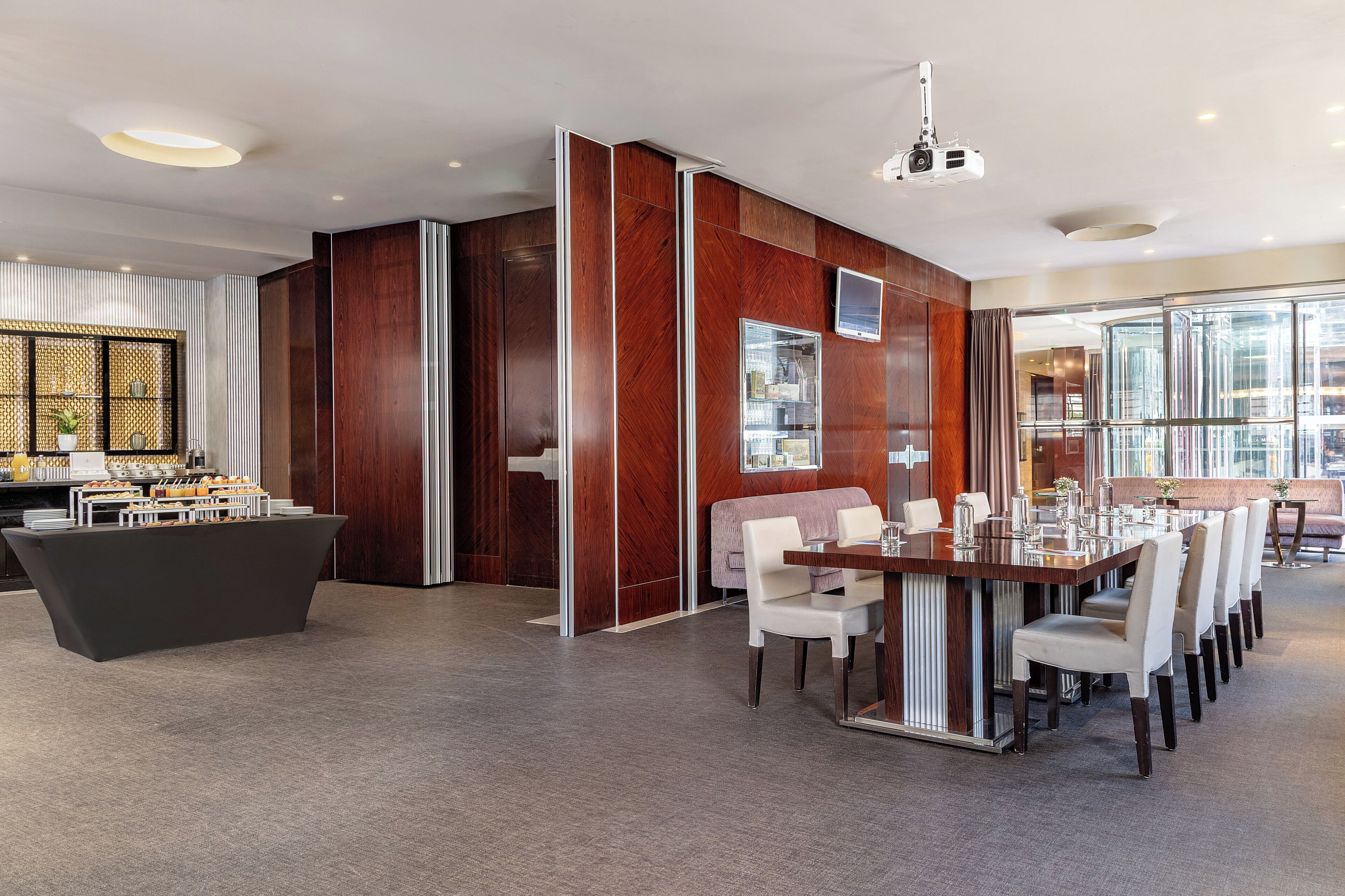Meeting facility