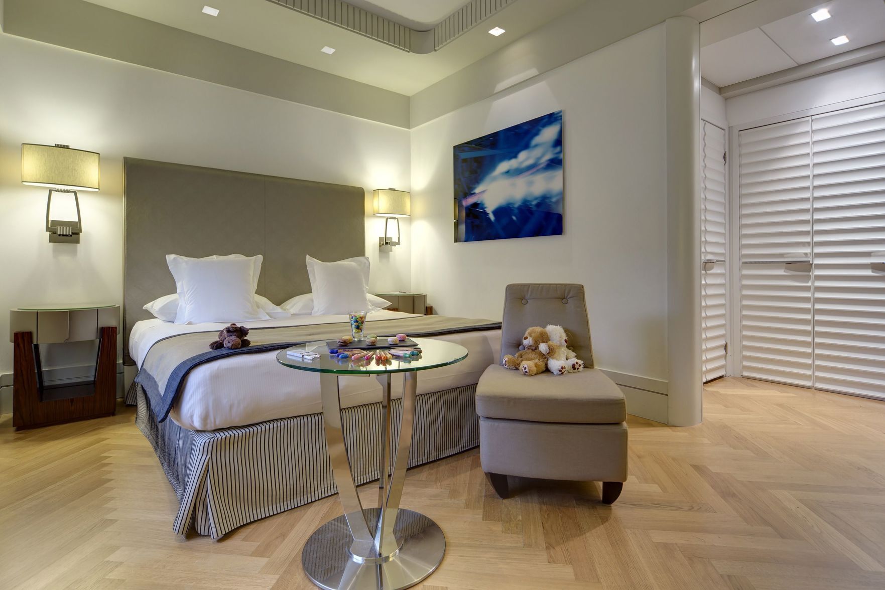 Ropa de cama de alta calidad, cubrecamas y colchones con pillow-top 