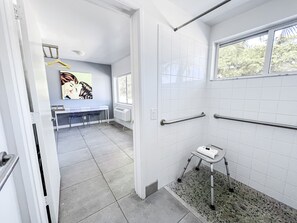 Bathroom - Royal Palms Resort & Spa (Fort Lauderdale)