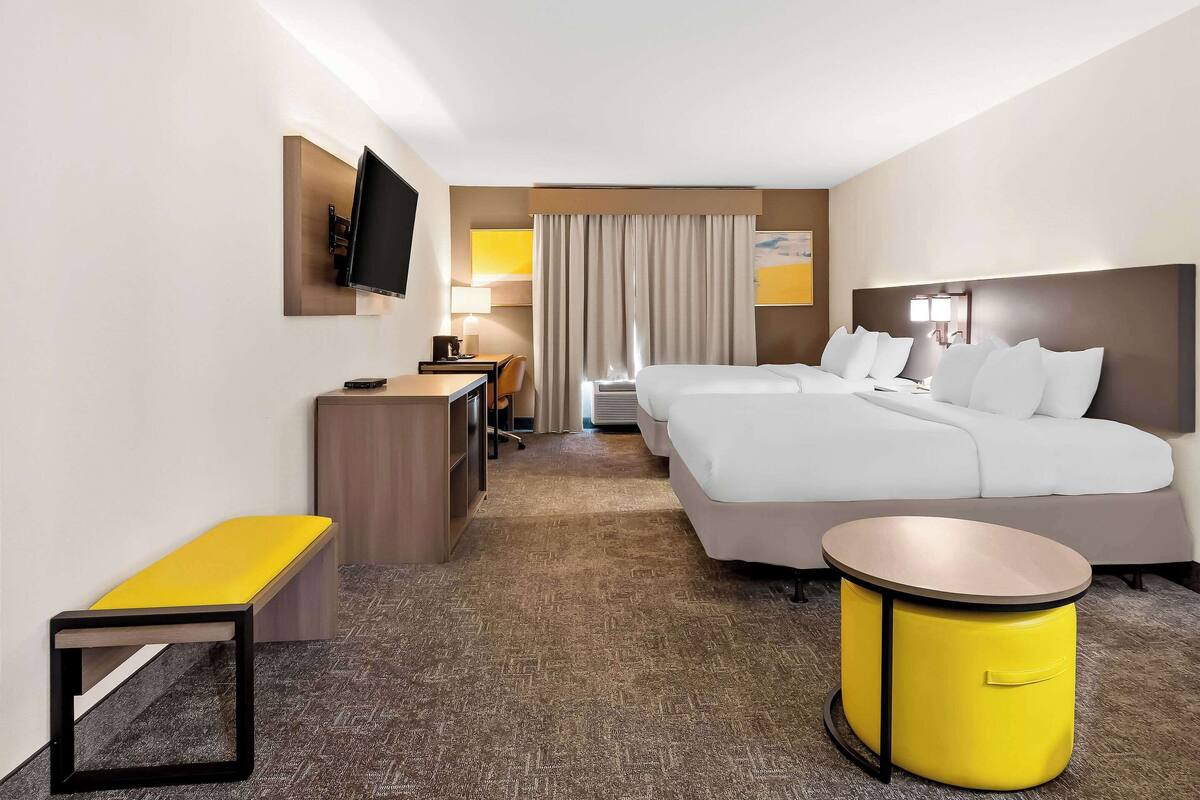 Standard Room, 2 Queen Beds, Non Smoking | Premium bedding, desk, laptop workspace, blackout drapes