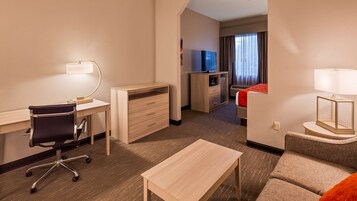 Escritorio, tabla de planchar con plancha y cunas gratuitas 