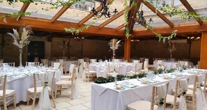 Indoor wedding - Walworth Castle Hotel, BW Signature Collection (Darlington)