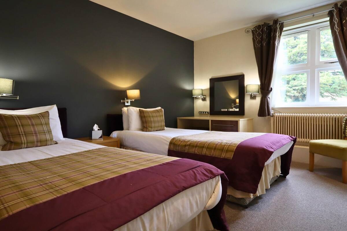 standard room, 2 single beds, non smoking, annex building | 1 bedroom, individually decorated, individually furnished, desk