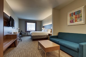 Suite, 1 Bedroom | In-room safe, desk, iron/ironing board, cribs (free)