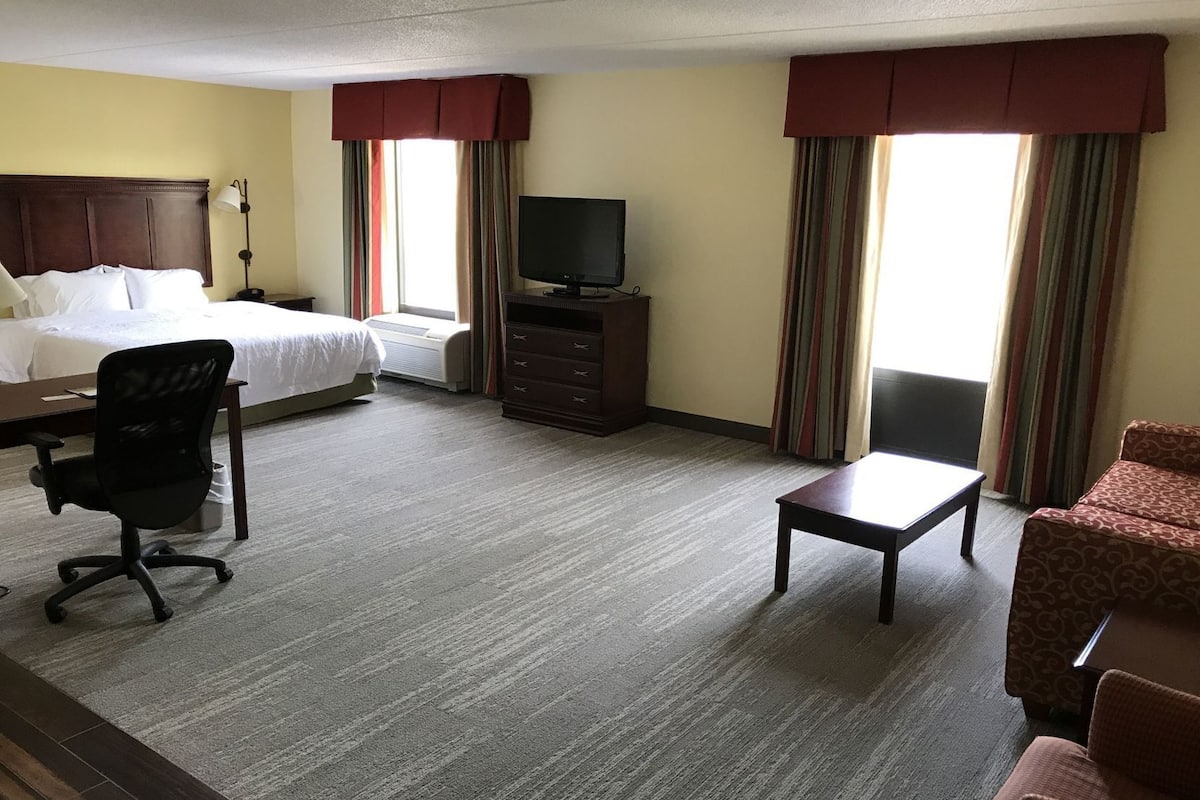 In-room safe, desk, blackout drapes, iron/ironing board