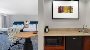 Estudio, 2 camas Queen size, para no fumadores | Minibar