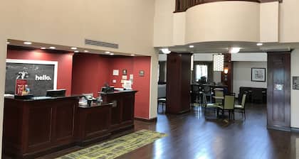 Hampton Inn & Suites Lamar