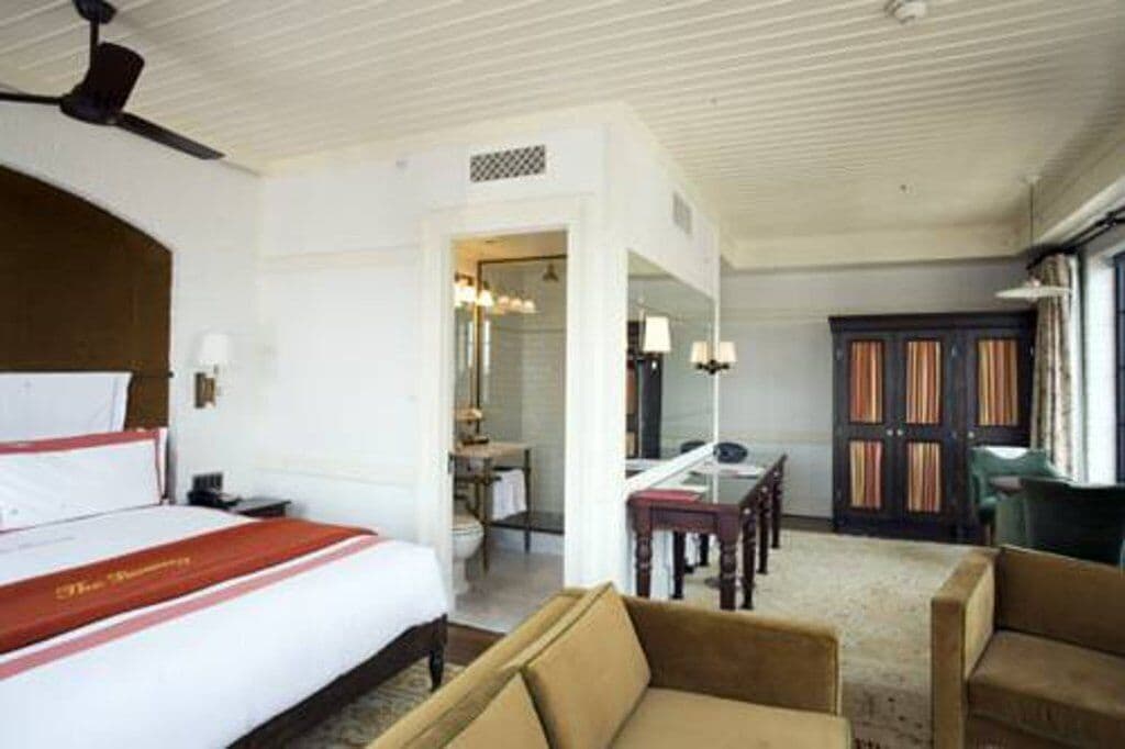 1 bedroom, egyptian cotton sheets, premium bedding, minibar