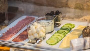 Daily buffet breakfast (EUR 14 per person)