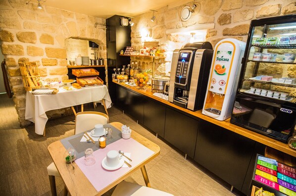 Daily buffet breakfast (EUR 13 per person)