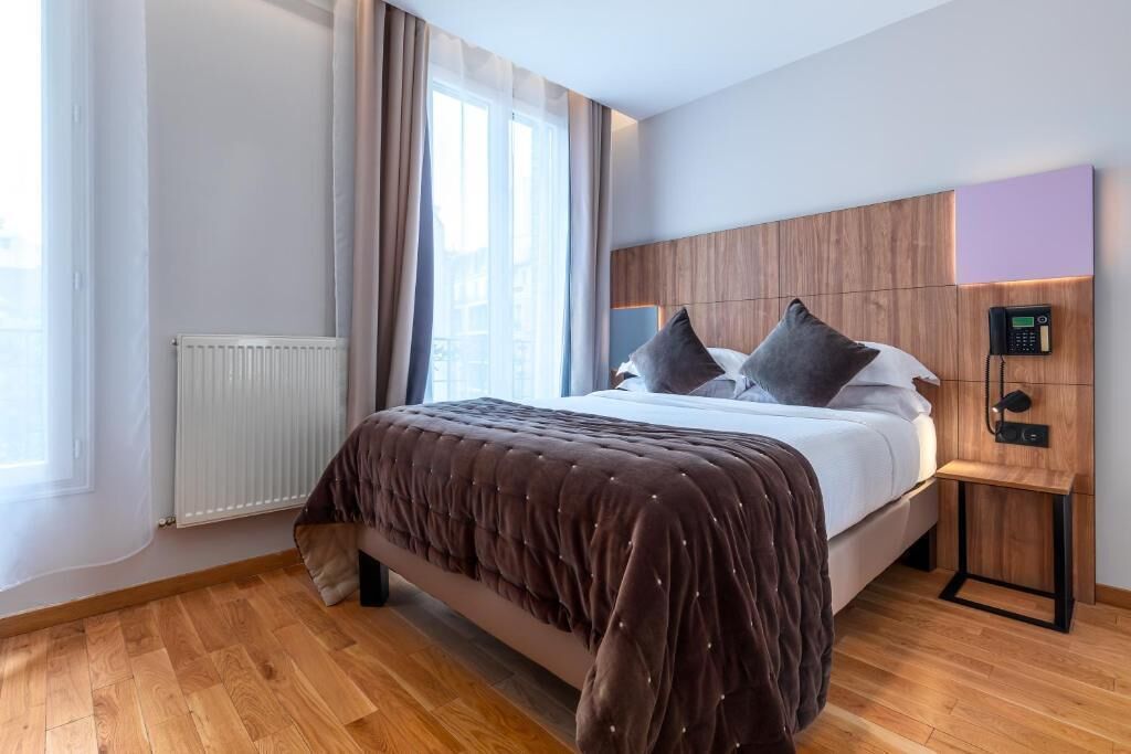 Camera Classic, vista città | Una cassaforte in camera, insonorizzazione, ferro/asse da stiro