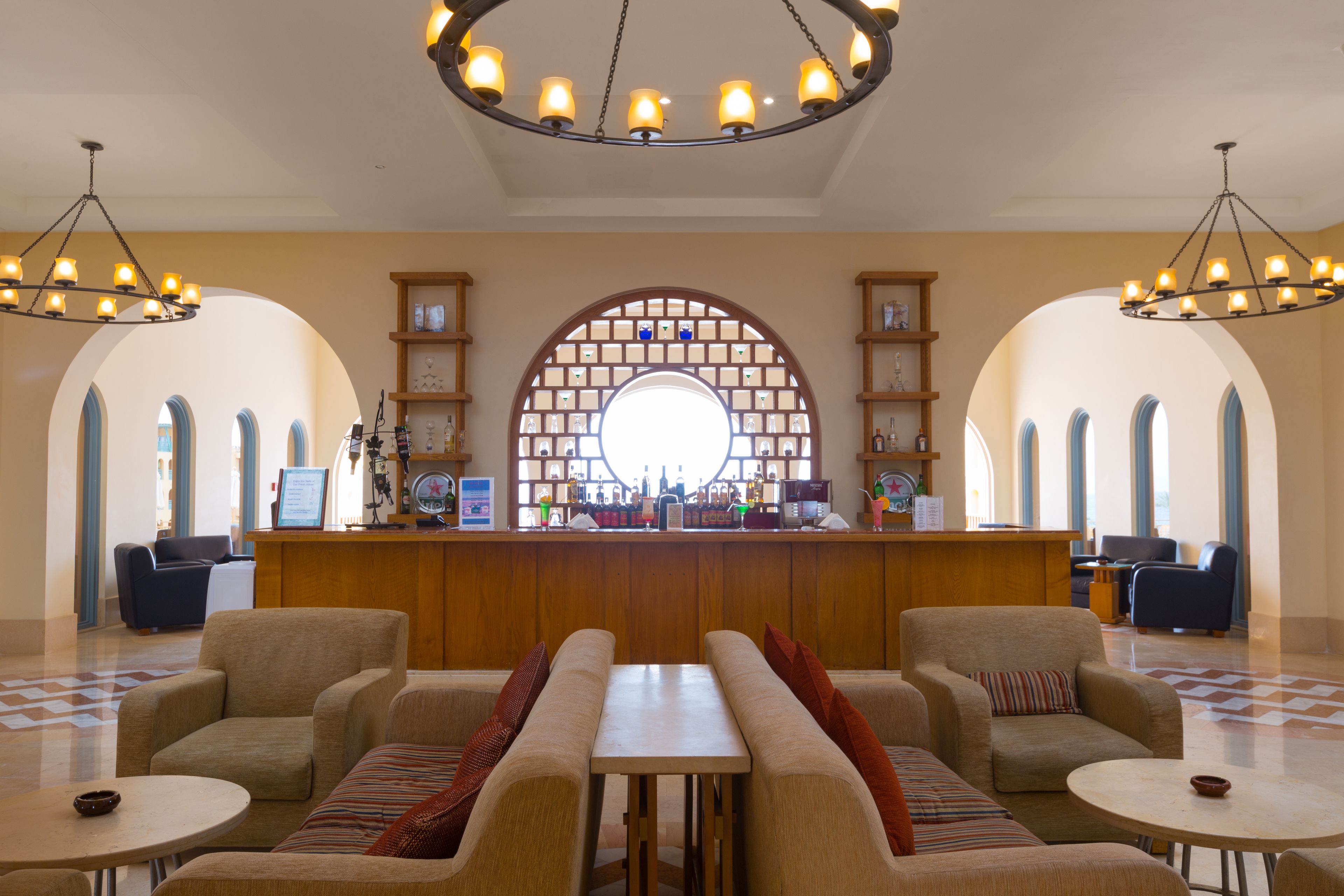 4 bars/lounges, poolside bar