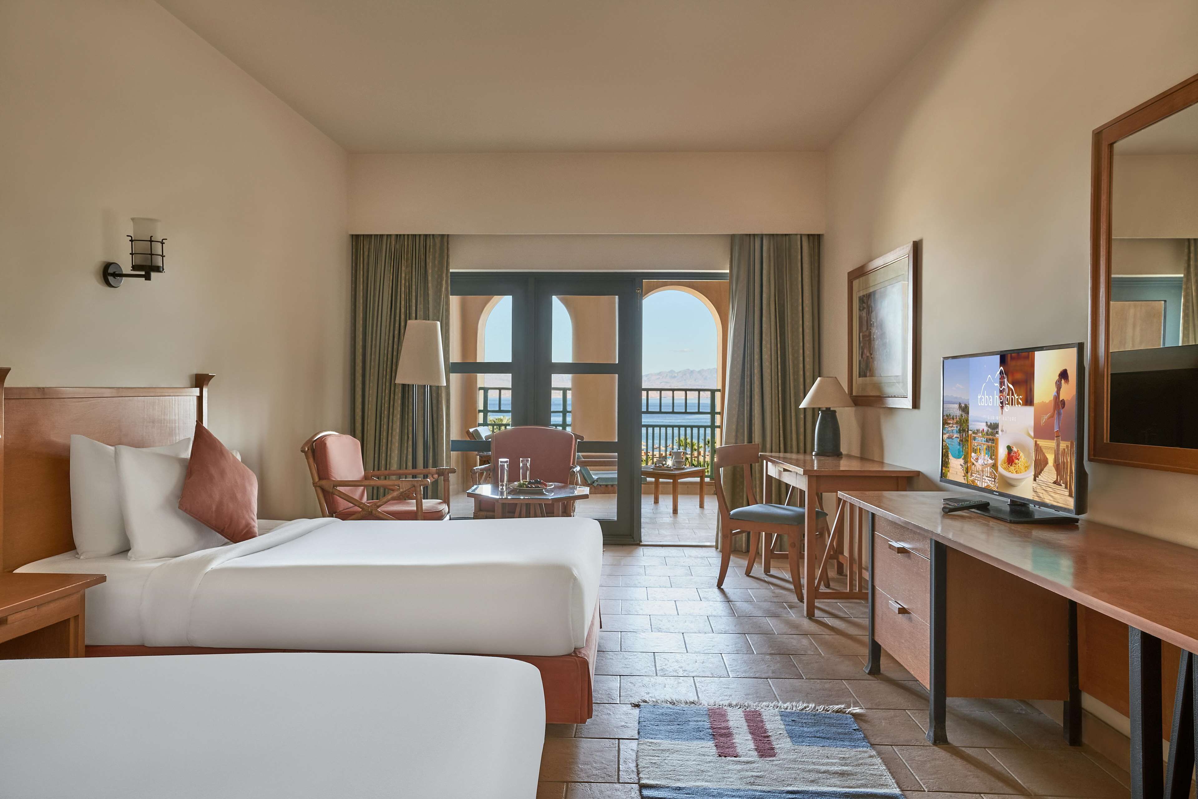 standard room pool and sea view twin bed | view from room