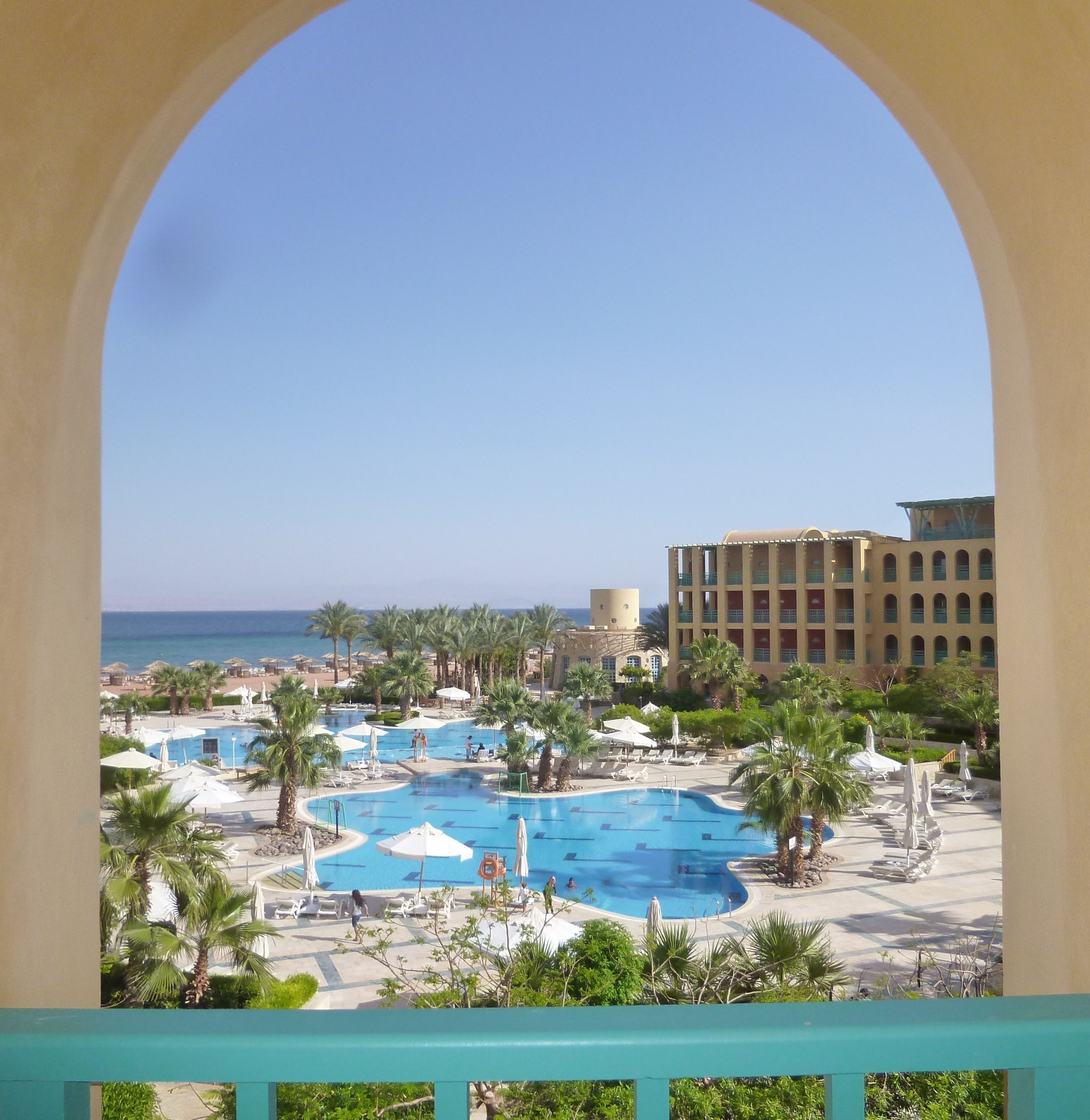 Zwembad | Een binnenzwembad, 2 buitenzwembaden