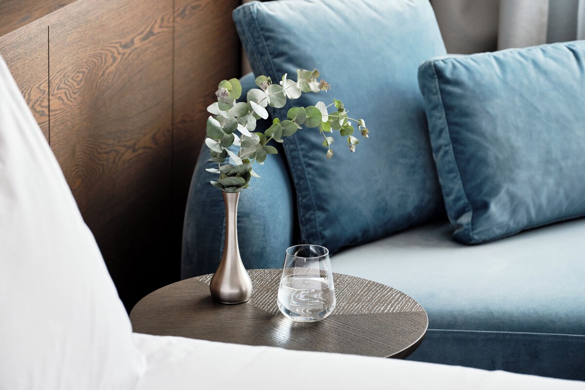 Rom – premium | Sengetøy av topp kvalitet, memory foam-senger, minibar og safe på rommet