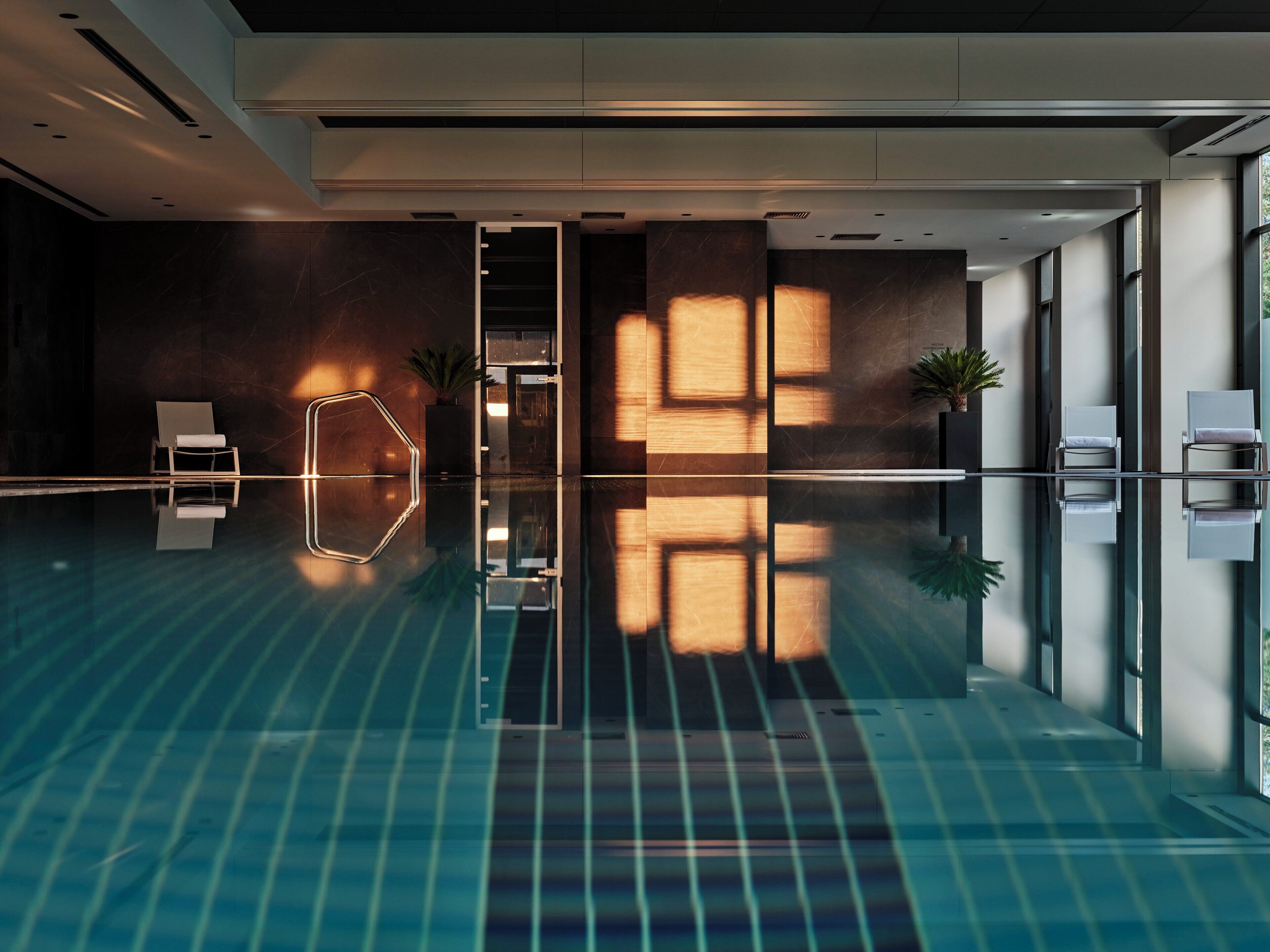 indoor pool, pool loungers