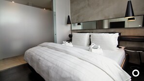 Loft Suite | Minibar, caja fuerte, escritorio y espacio para trabajar con un portátil