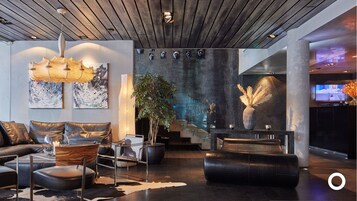 Setustofa í anddyri