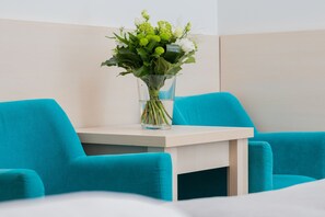 Laptop workspace, iron/ironing board, free WiFi, bed sheets - Villa Angela (Gdansk)