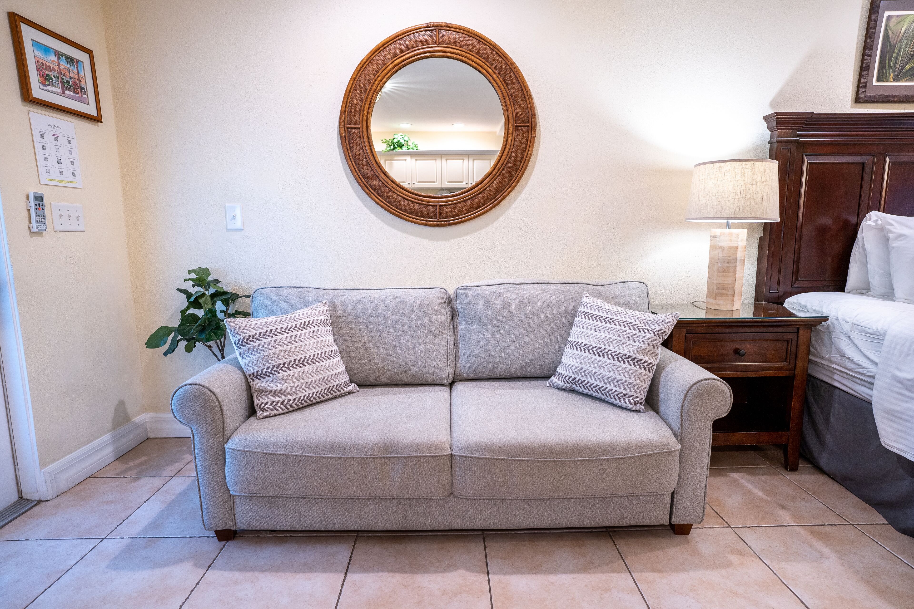 premium studio suite, 1 king bed with sofa bed (unit 108) | 1 bedroom, premium bedding, pillow-top beds, in-room safe