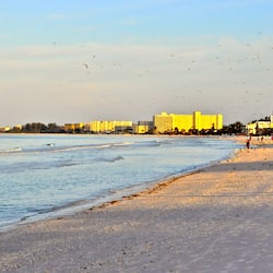Private beach nearby, white sand, sun-loungers, beach umbrellas