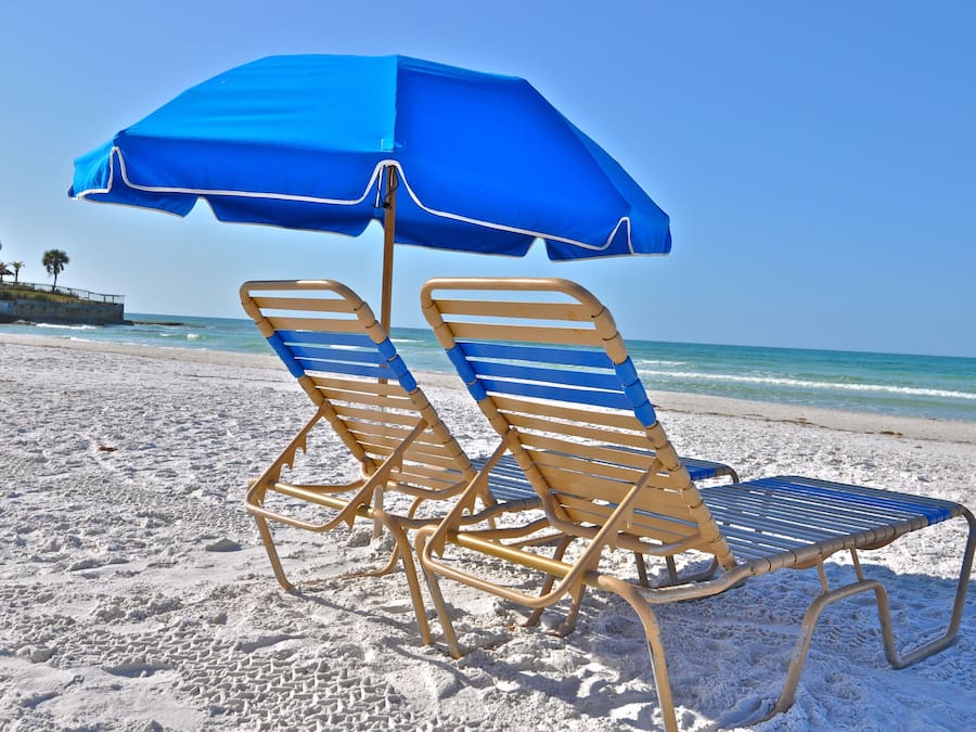 Private beach nearby, white sand, sun-loungers, beach umbrellas