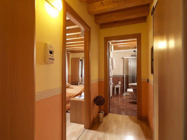 Double Room, 1 Double Bed
