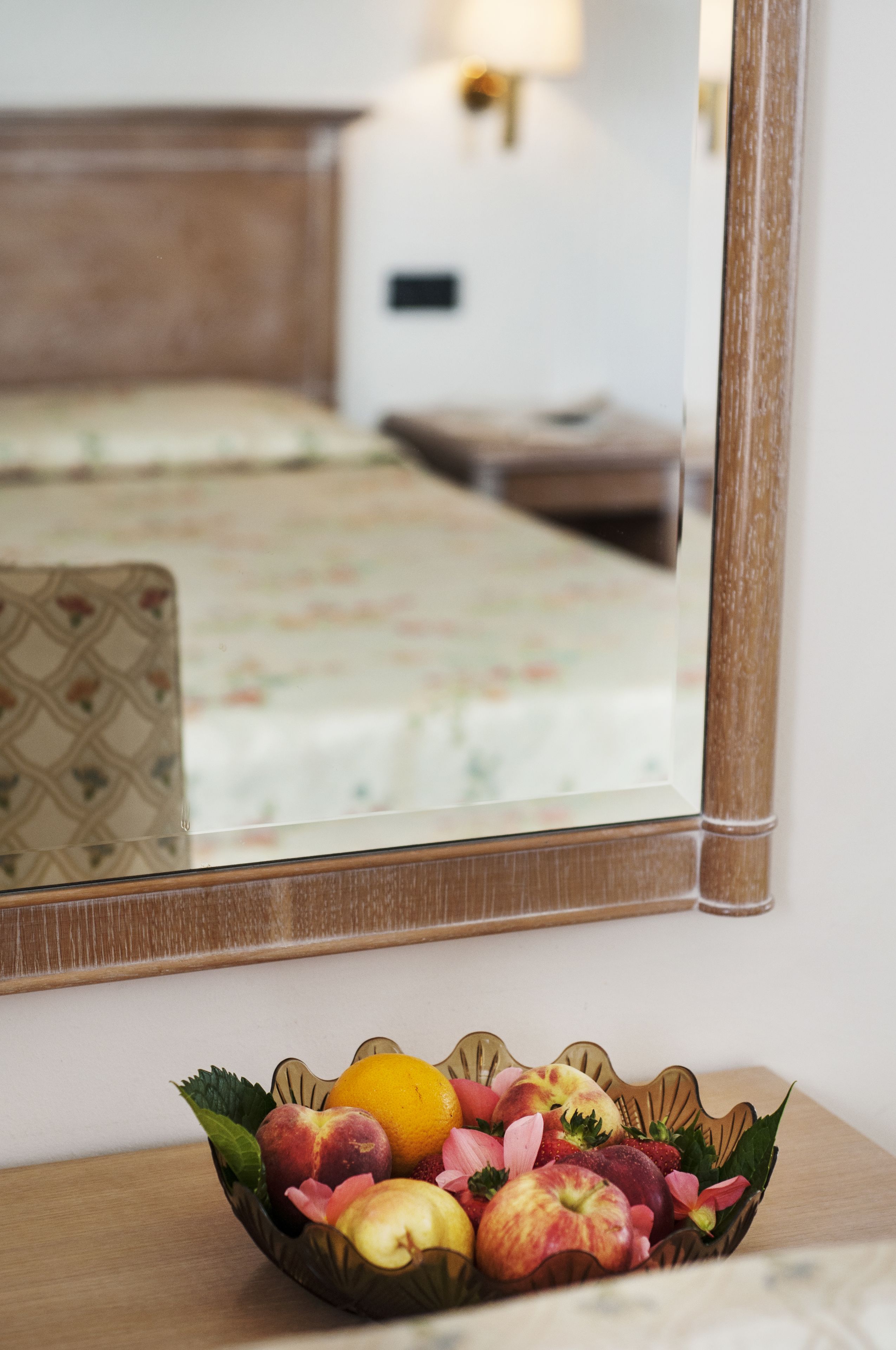 single room | 1 bedroom, in-room safe, individually decorated, individually furnished