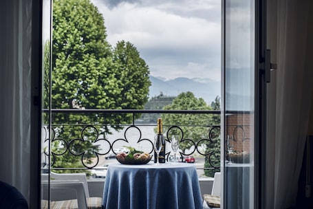 Vista dalla struttura. Hotel Lido La Perla Nera