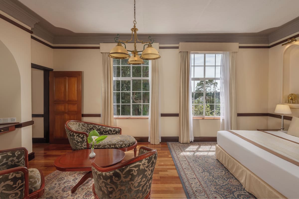 presidential suite | 1 bedroom, premium bedding, minibar, in-room safe