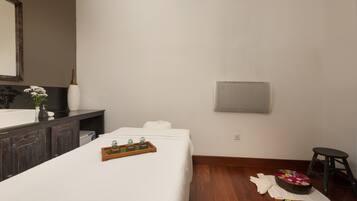 Couples treatment room(s)