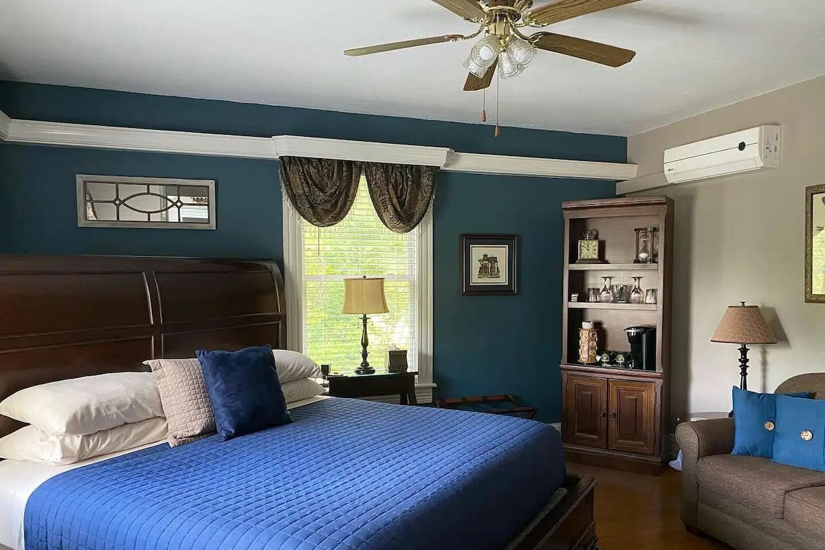 The Blue Ridge | Premium bedding, pillowtop beds, desk, soundproofing