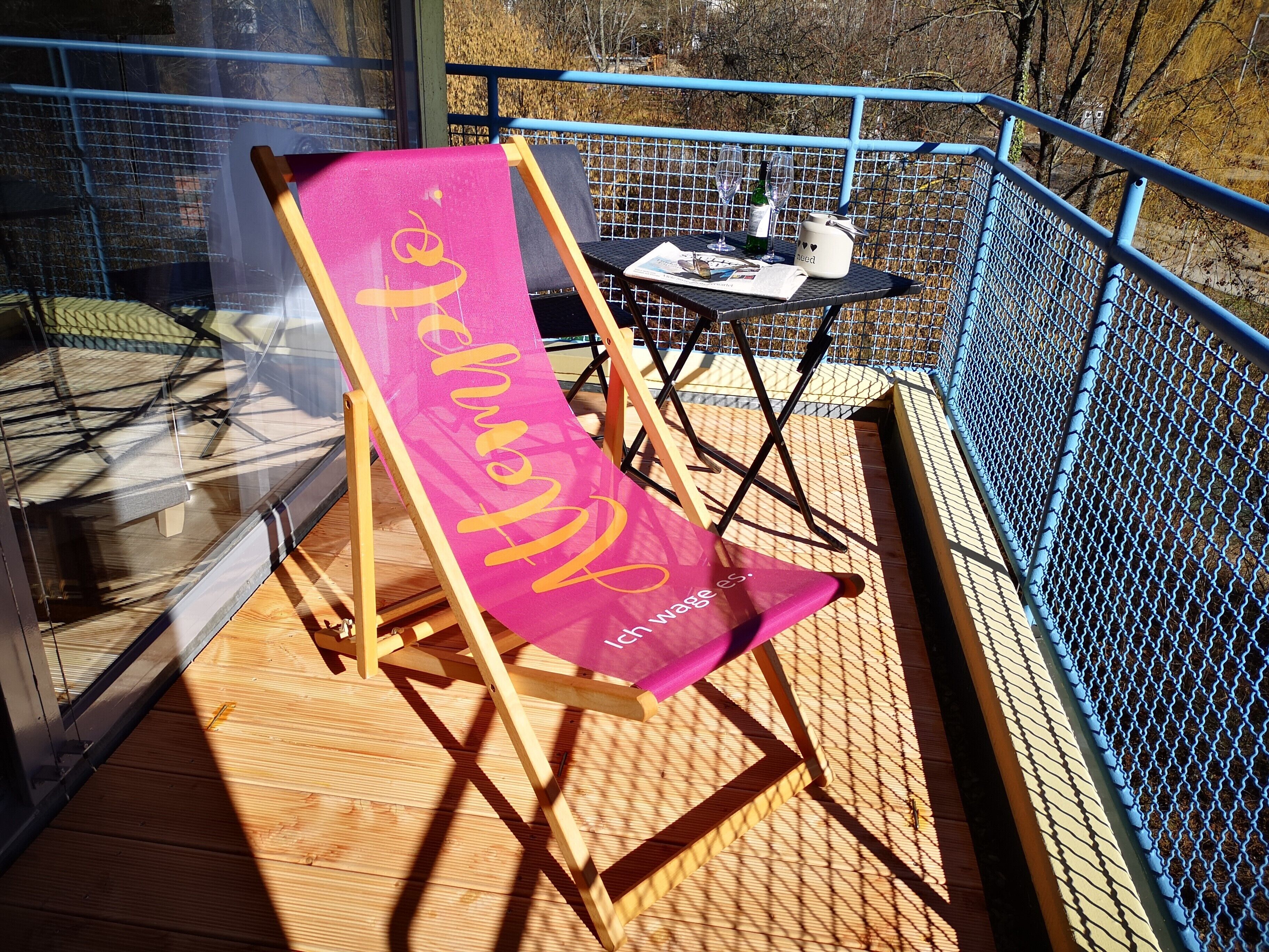 Comfort-room, balcony (small) | 阳台