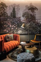 2 bars/lounges, rooftop bar, lobby lounge