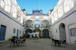 Terrace/patio - Hotel de Moura (Moura)