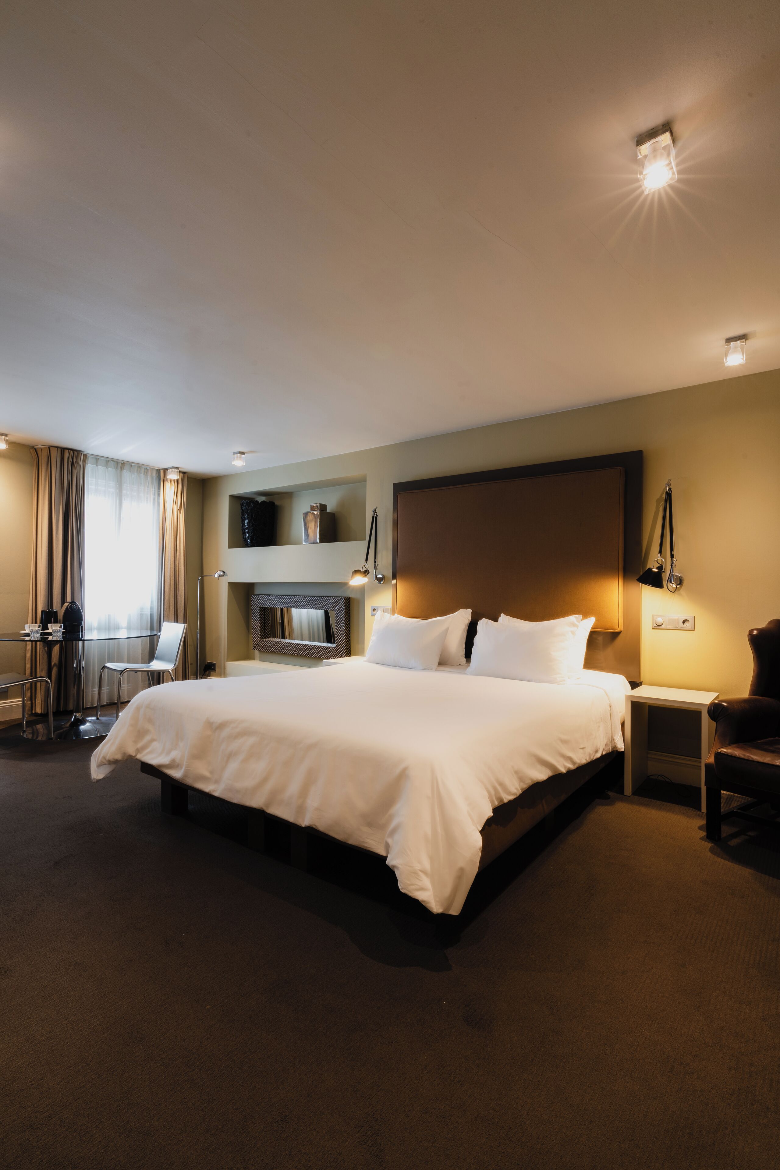 basement executive room (double or twin)  | 1 bedroom, hypo-allergenic bedding, in-room safe, individually decorated