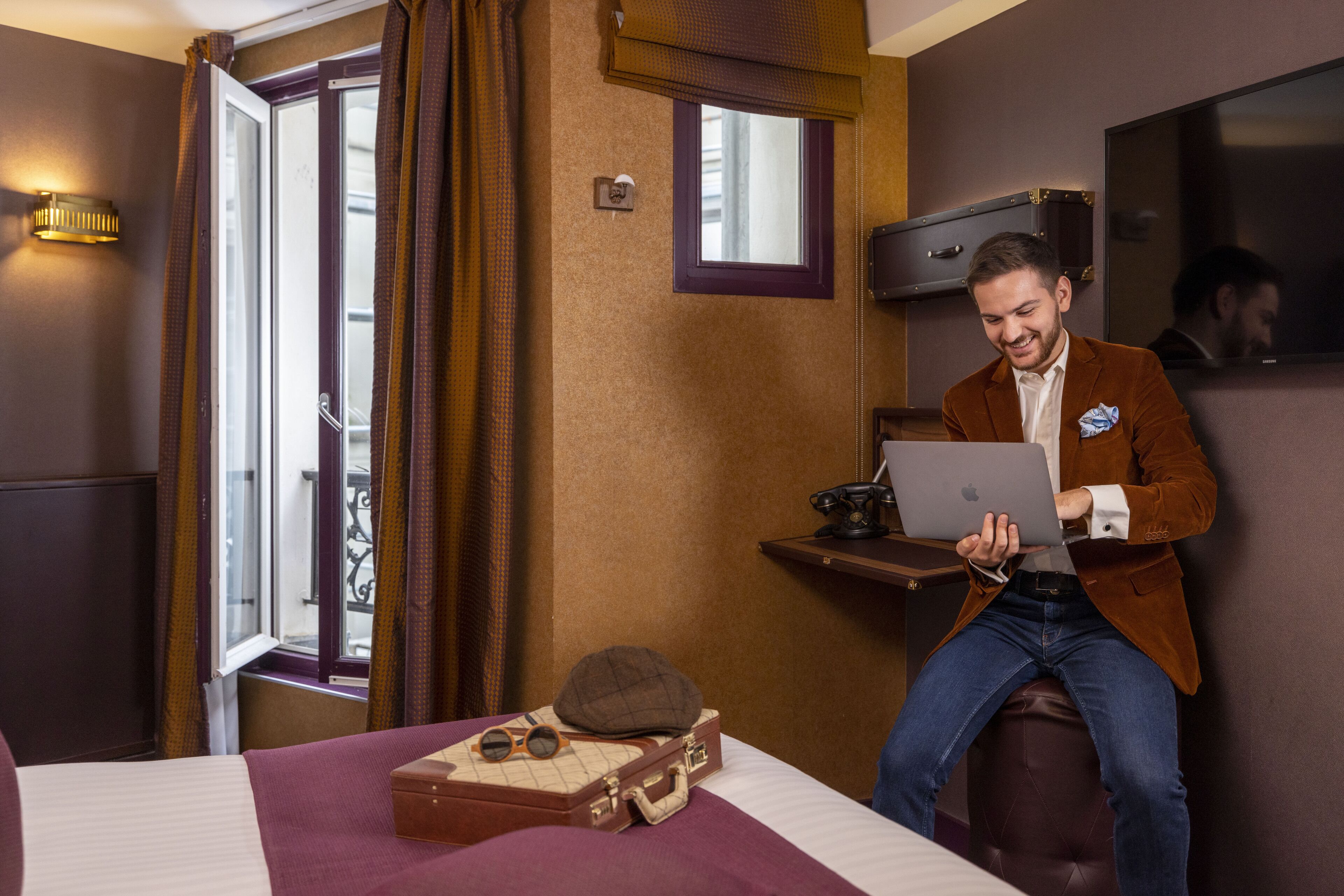 double room | premium bedding, in-room safe, desk, soundproofing